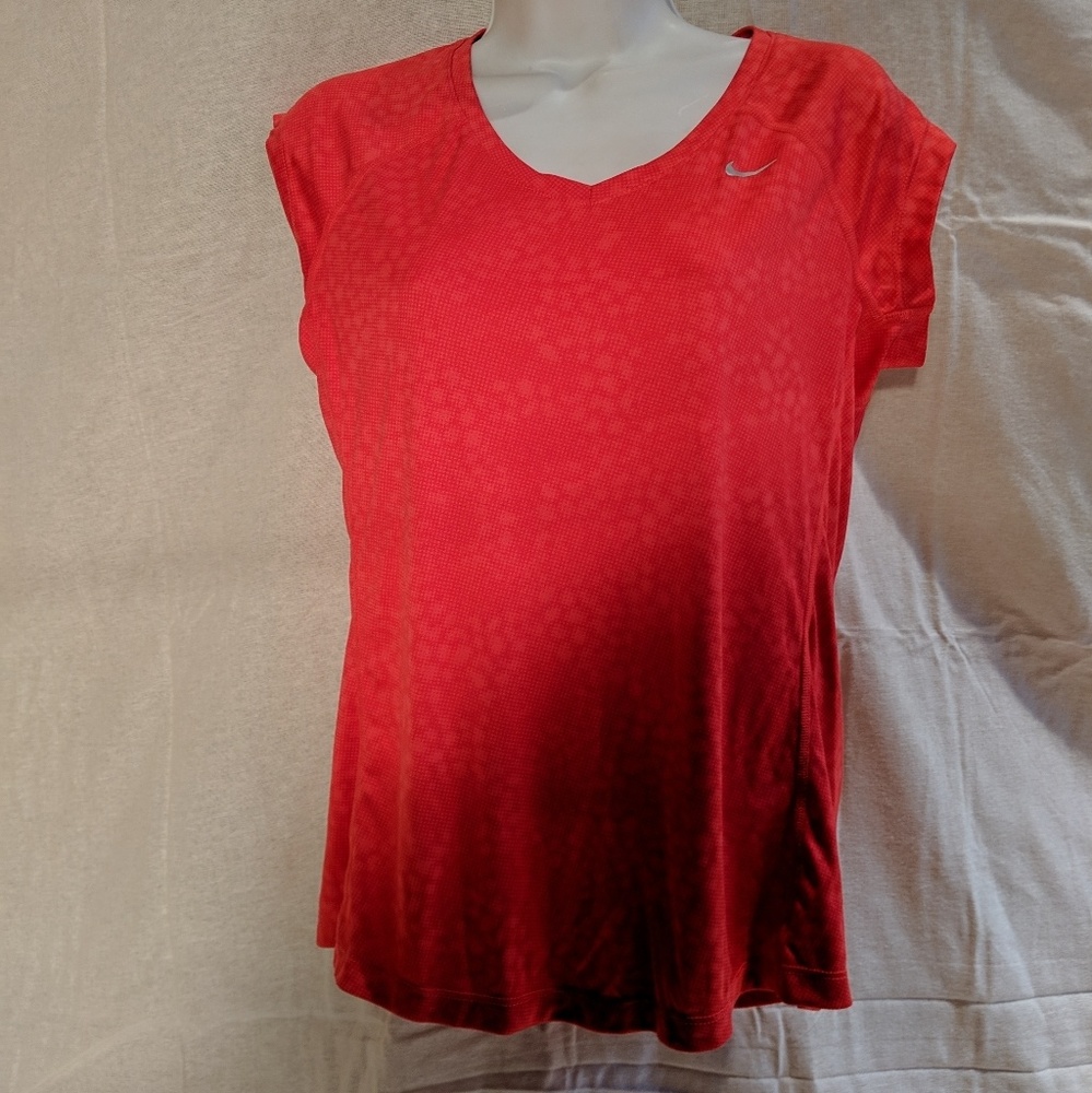 Nike dry Fit exercise top